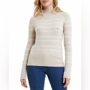 French Connection Babysoft Fitted Sweater Light Oatmeal Sz L